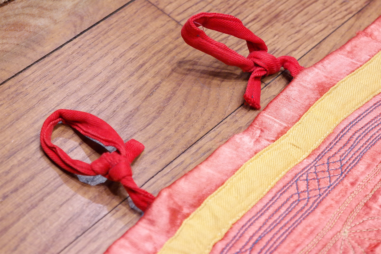 SAMSUNG CSC HDT-146001-kazak-tuszkiiz-d