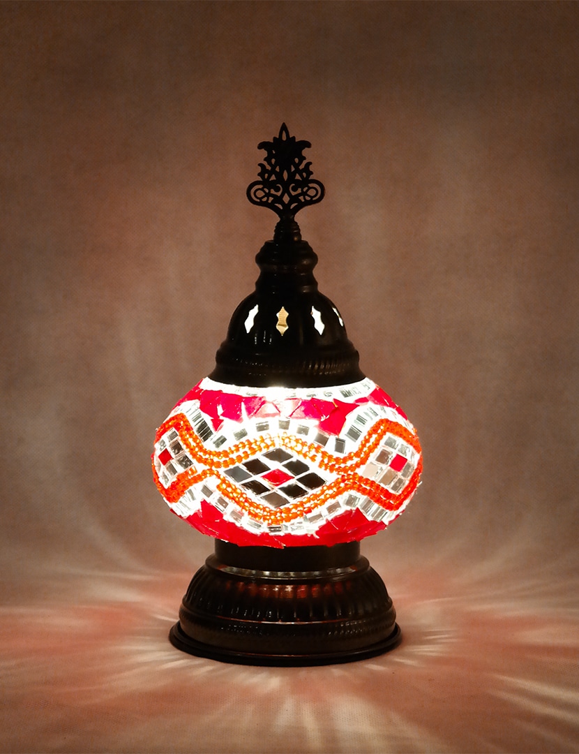 Piros asztali lámpa - MN2DM-P2-mozaikuveg-asztali-lampa-torokorszagbol-b