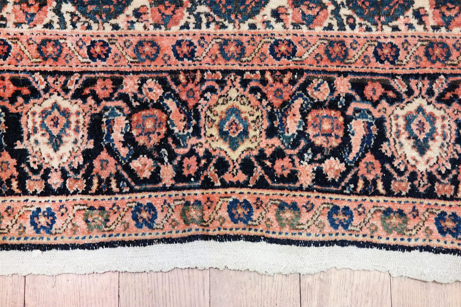 SAMSUNG CSC Szenné antik szőnyeg 190 x 134 cm