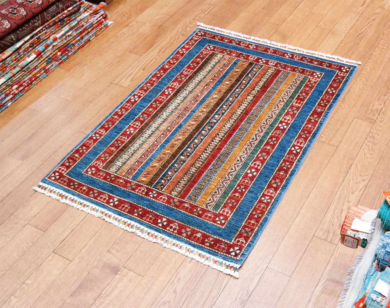 Khorjin pakisztáni szőnyeg 157 x 104 cm - KK001-korjin-kezi-csomozasu-gyapju-szonyeg-pakisztanbol-l