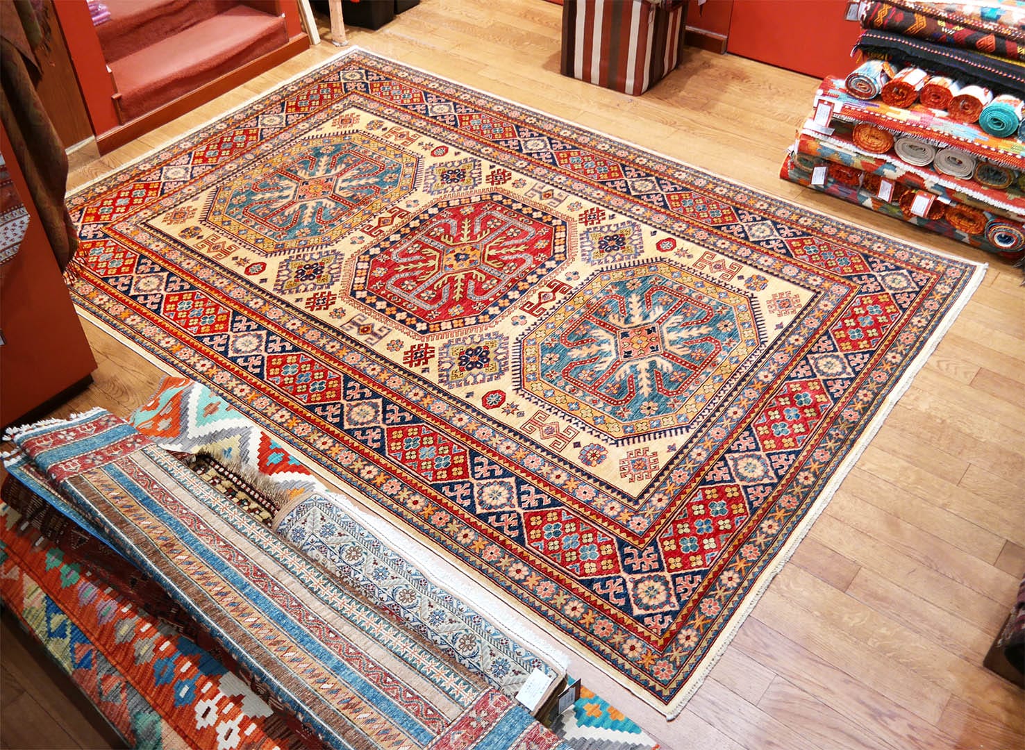 Kazak afgán szőnyeg 294 x 200 cm - KR1939-kazak-mintas-gyapju-szonyeg-afganisztanbol-e Kazak afgán szőnyeg 294 x 200 cm - KR1939-kazak-mintas-gyapju-szonyeg-afganisztanbol-e