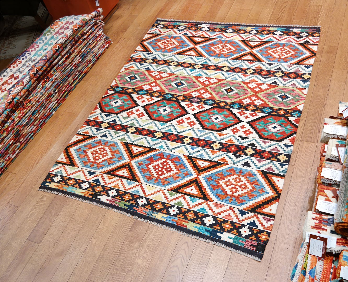 Kelim szövött szőnyeg 200 x 152 cm - SPM30-1776-maimana-kelim-kezi-szovesu-pakisztani-gyapju-szonyeg-c