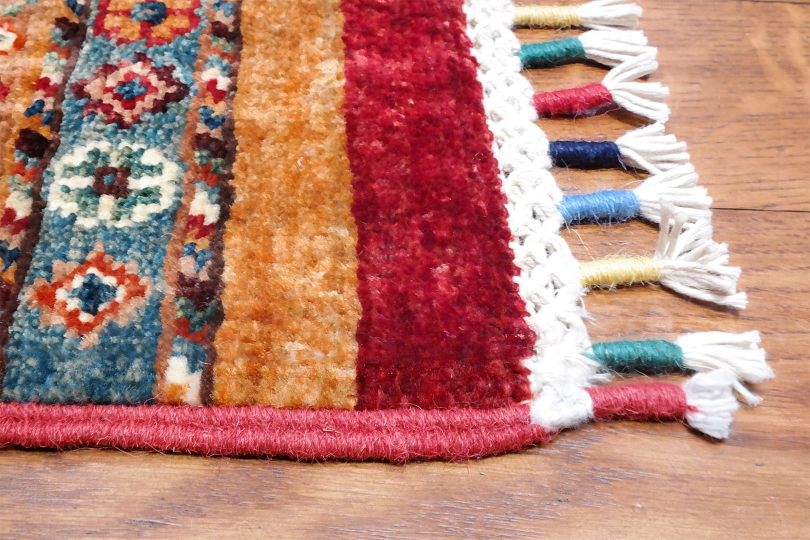 Khorjin szőnyeg 189 x 125 cm - SP130-099-khorjin-kezi-csomozasu-gyapju-szonyeg-pakisztanbol-b Khorjin szőnyeg 189 x 125 cm - SP130-099-khorjin-kezi-csomozasu-gyapju-szonyeg-pakisztanbol-b