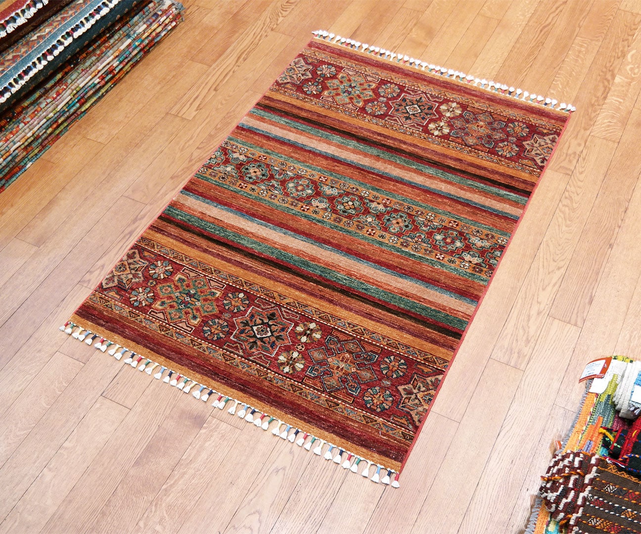 Khorjin szőnyeg 149 x 105 cm - SP130-100-khorjin-kezi-csomozasu-gyapju-szonyeg-pakisztanbol-k