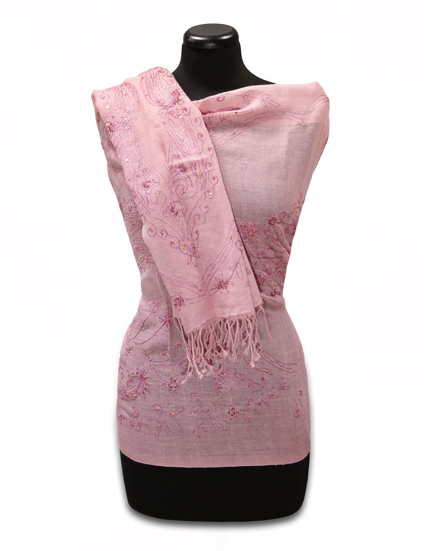 Hímzett halvány rózsaszín gyapjú sál - SHE125-R7-himzett-noi-gyapju-sal-indiabol-a
