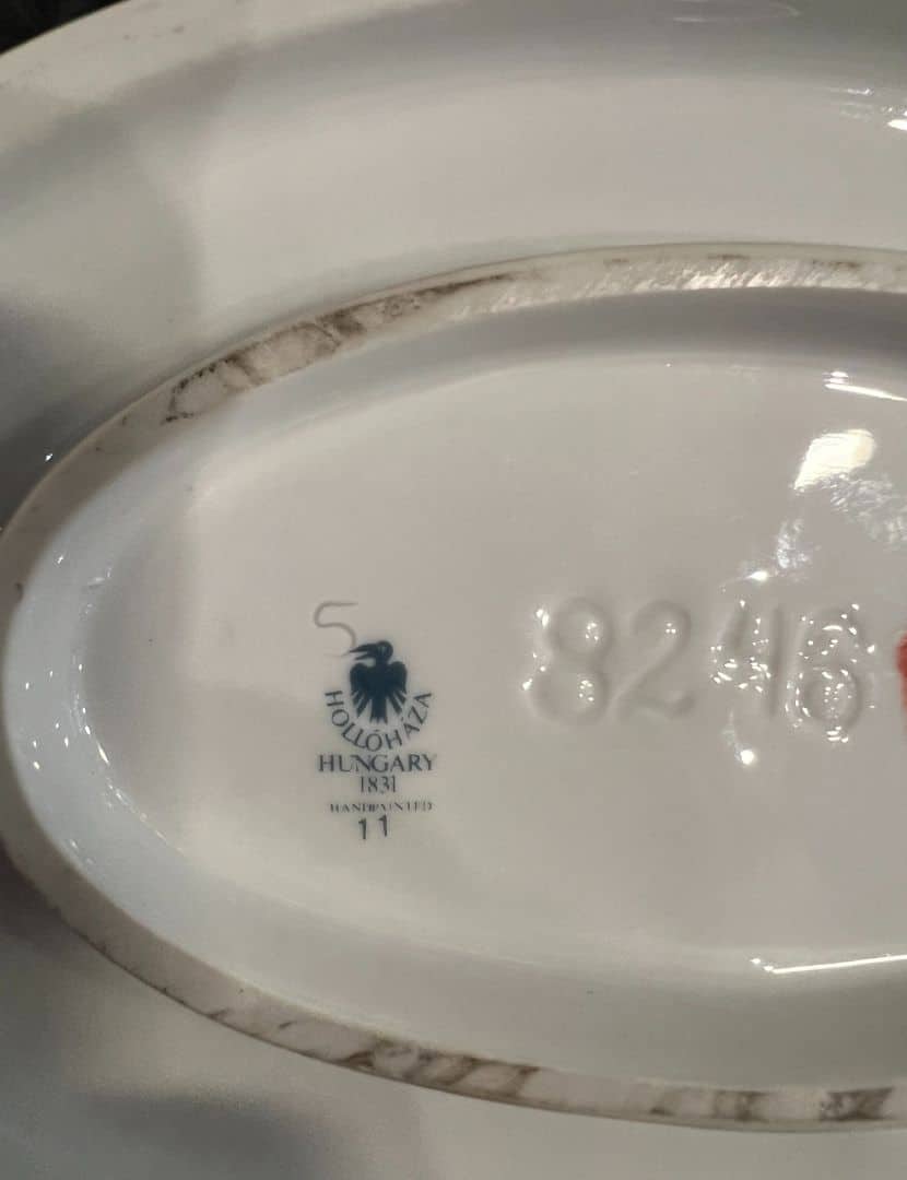 Hollóházi zöld ruhás nő (3) Hollóházi zöld ruhás nő (3)