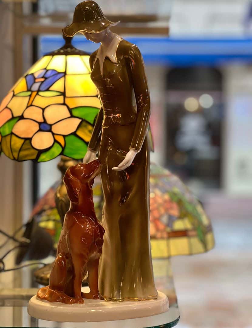 Hollóházi zöld ruhás nő (4) Hollóházi zöld ruhás nő (4)