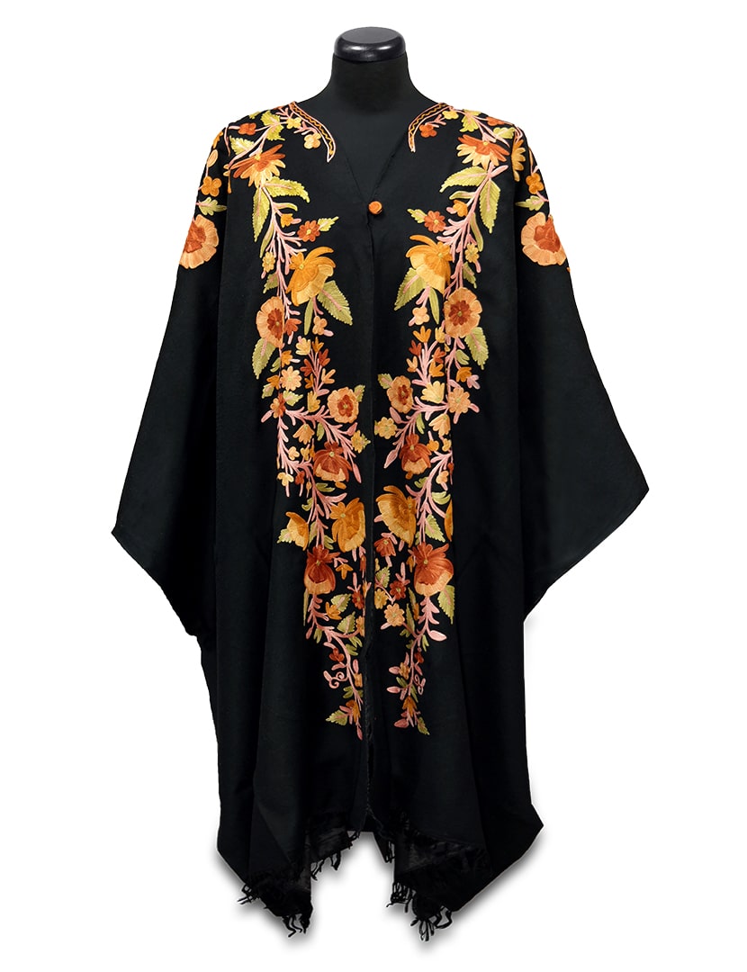 Sárgásbarna színű hímzett poncsó - KPOE-FSZ15-noi-himzett-gyapju-poncso-indiabol-a