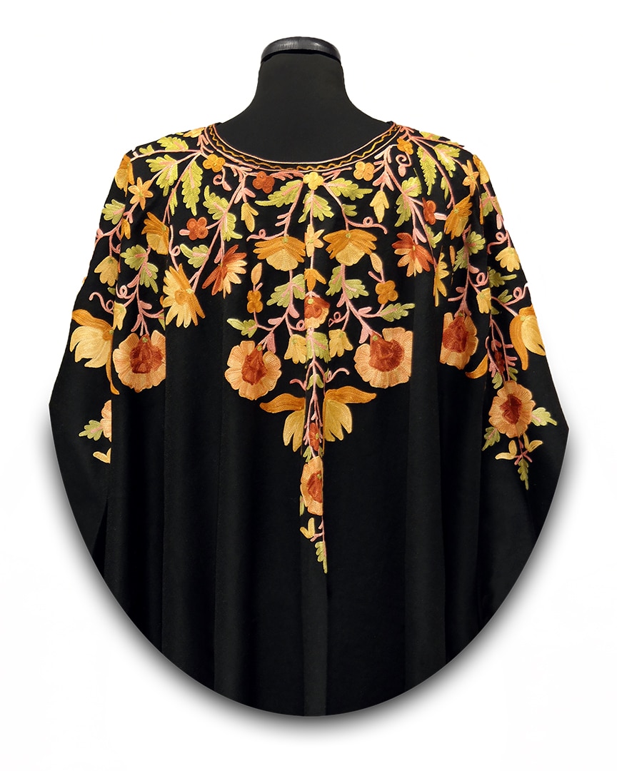 SAMSUNG CSC Sárgásbarna színű hímzett poncsó - KPOE-FSZ15-noi-himzett-gyapju-poncso-indiabol-bc