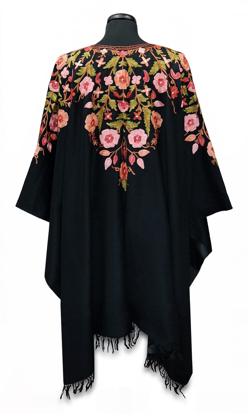 Hímzett indiai poncsó