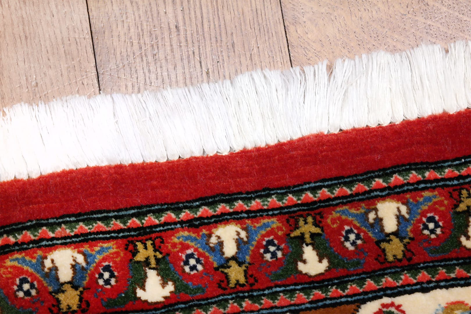 Ghom iráni szőnyeg 217 x 138 cm - KR2123-Ghom-kezi-csomozasu-gyapju-szonyeg-iranbol-d Ghom iráni szőnyeg 217 x 138 cm - KR2123-Ghom-kezi-csomozasu-gyapju-szonyeg-iranbol-d