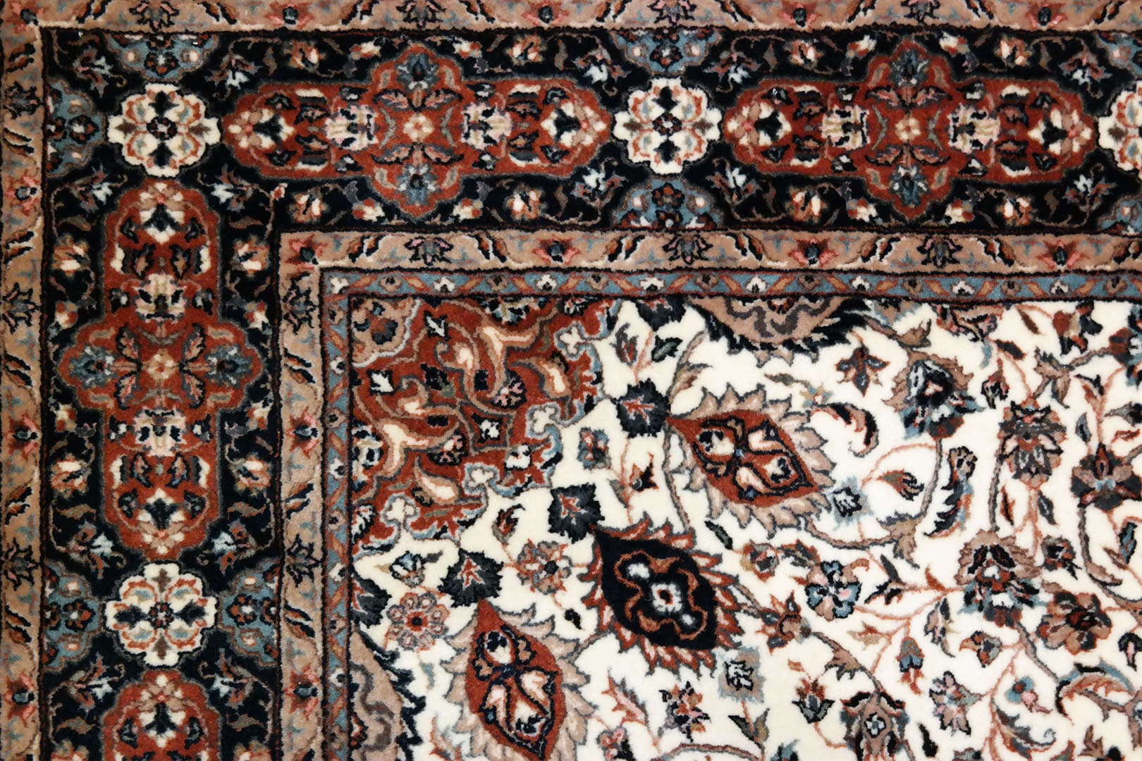 SAMSUNG CSC Tabriz iráni szőnyeg 187 x 186 cm - KR2461-tabriz-kezi-csomozasu-gyapju-szonyeg-iranbol-f