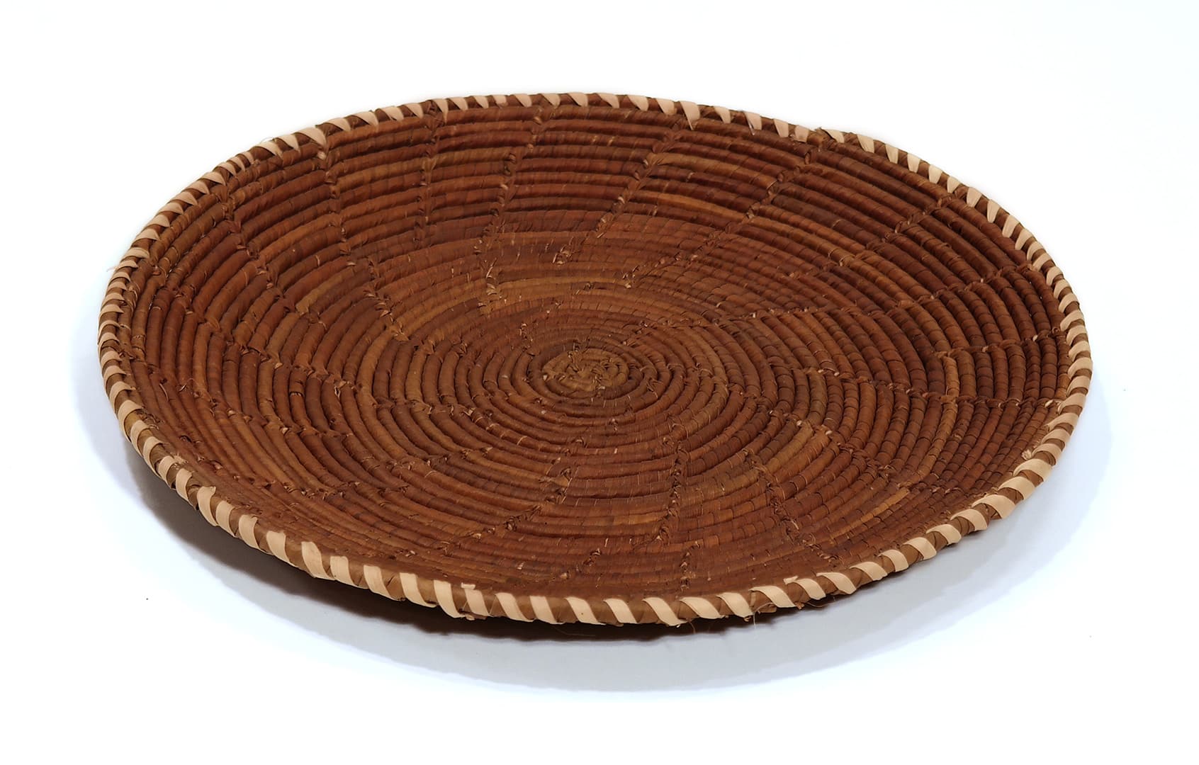 Barna pálmalevél tároló kosár - SPK7-B-fonott-palmalevel-kosar-pakisztanbol-b