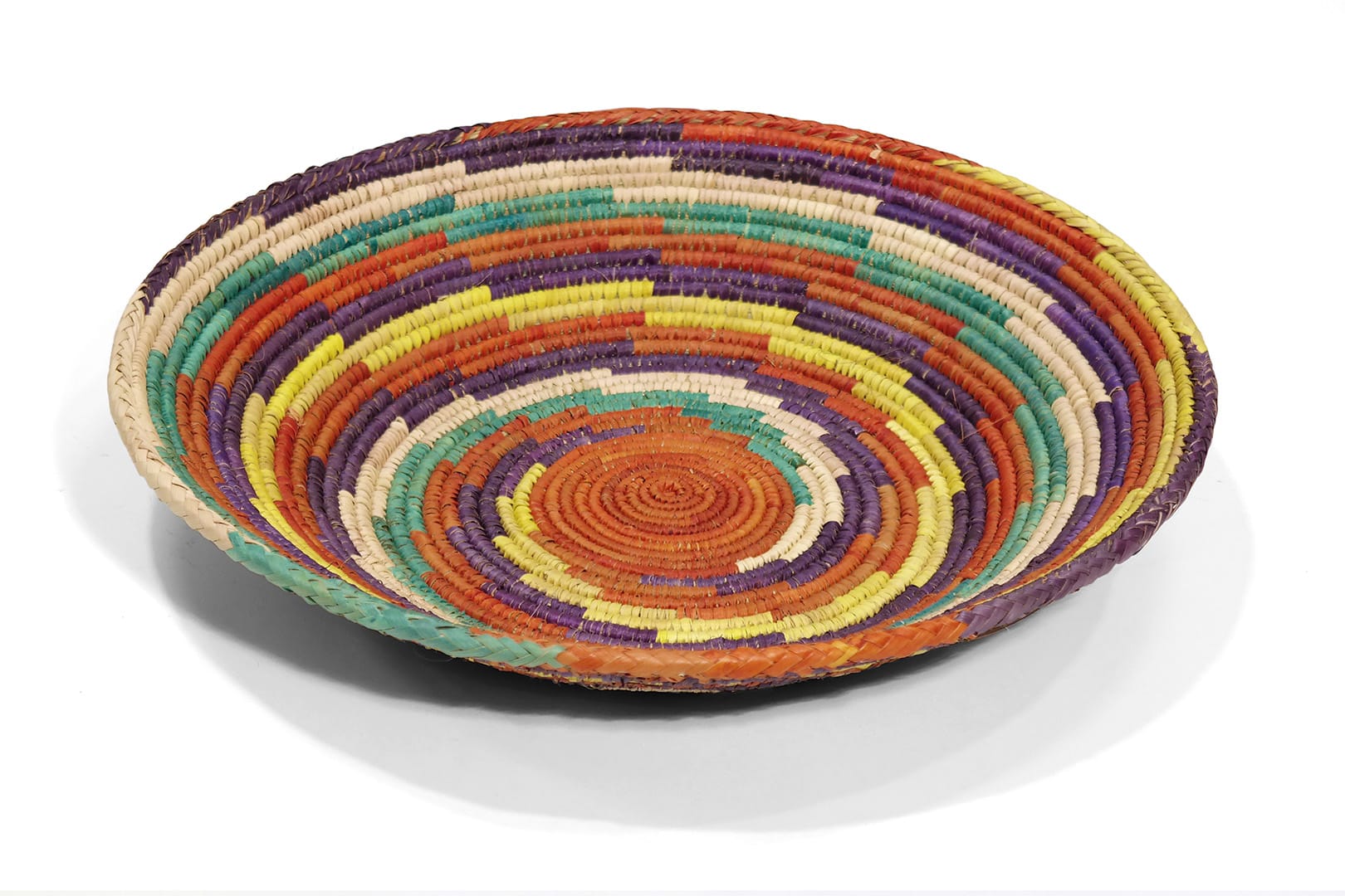 Színes pálmalevél kosár - SPK85-022-fonott-palmalevel-kosar-pakisztanbol-b