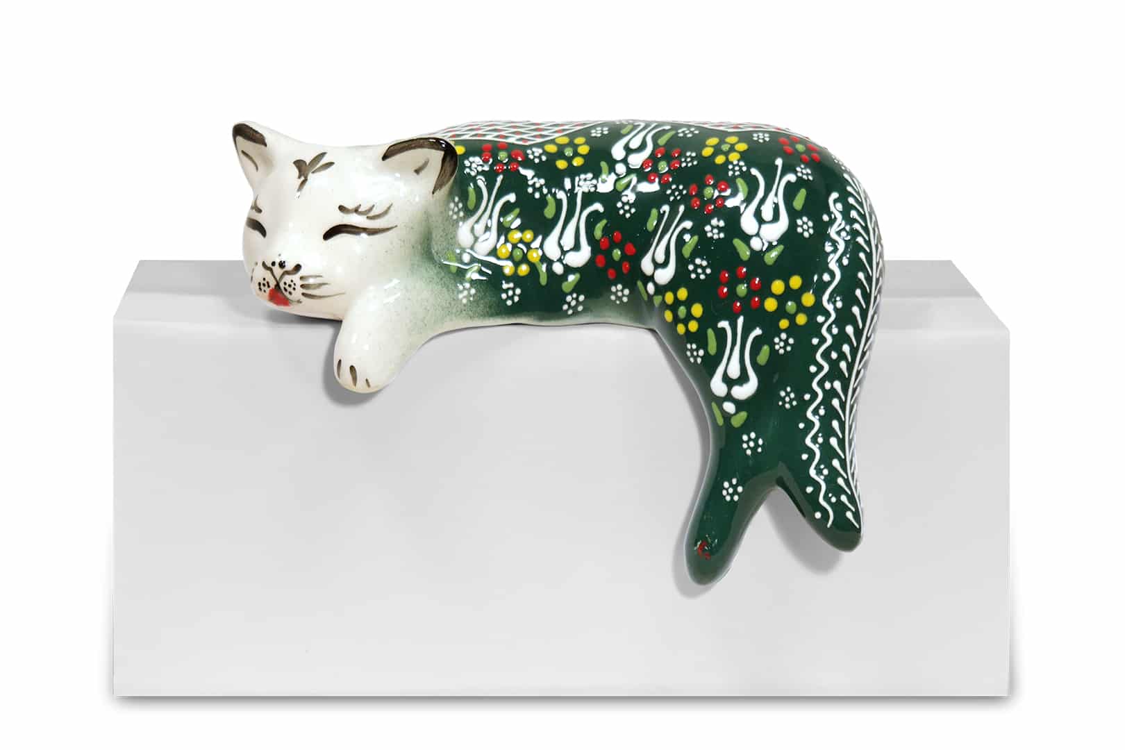 Fekvő zöld kerámia macska - CK36-Z-kezzel-festett-keramia-macska-torokorszagbol-aa