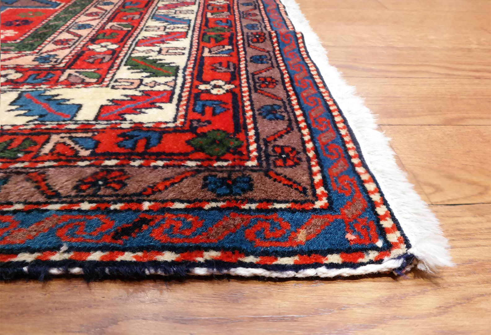 Régi Dagesztáni szőnyeg 185 x 115 cm - KR2768-regi-kezi-csomozasu-dagesztani-szonyeg-b Régi Dagesztáni szőnyeg 185 x 115 cm - KR2768-regi-kezi-csomozasu-dagesztani-szonyeg-b