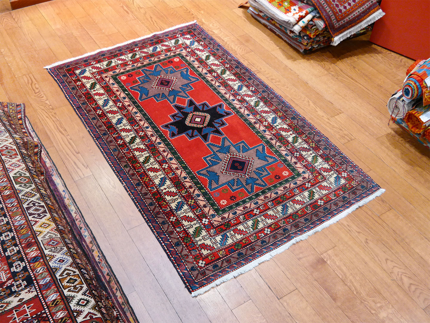 Régi Dagesztáni szőnyeg 185 x 115 cm - KR2768-regi-kezi-csomozasu-dagesztani-szonyeg-h Régi Dagesztáni szőnyeg 185 x 115 cm - KR2768-regi-kezi-csomozasu-dagesztani-szonyeg-h