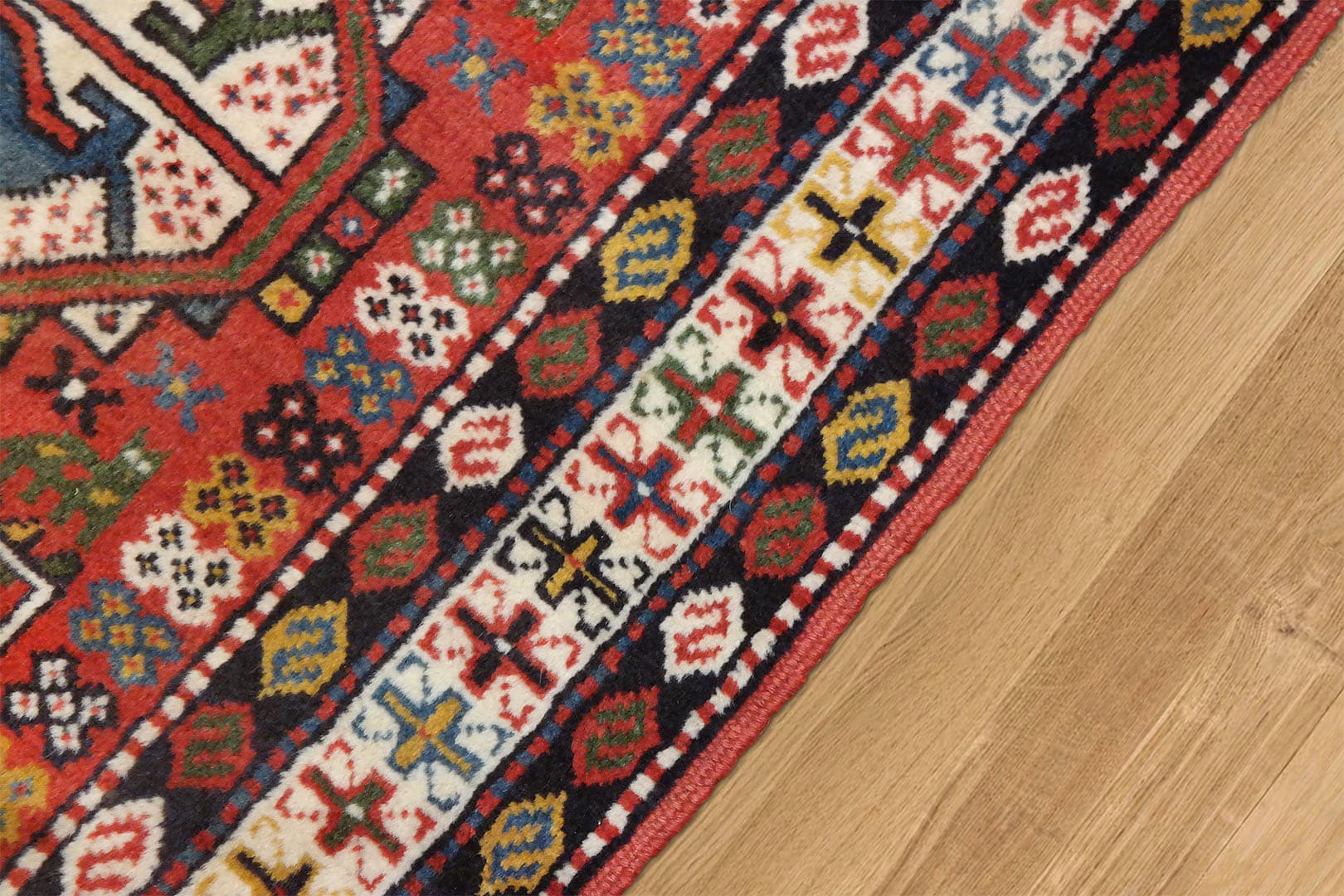 Régi Kazak szőnyeg 196 x 122 cm - KR2772-kazak-regi-kezi-csomozasu-gyapju-szonyeg-a-kaukazusbol-c Régi Kazak szőnyeg 196 x 122 cm - KR2772-kazak-regi-kezi-csomozasu-gyapju-szonyeg-a-kaukazusbol-c