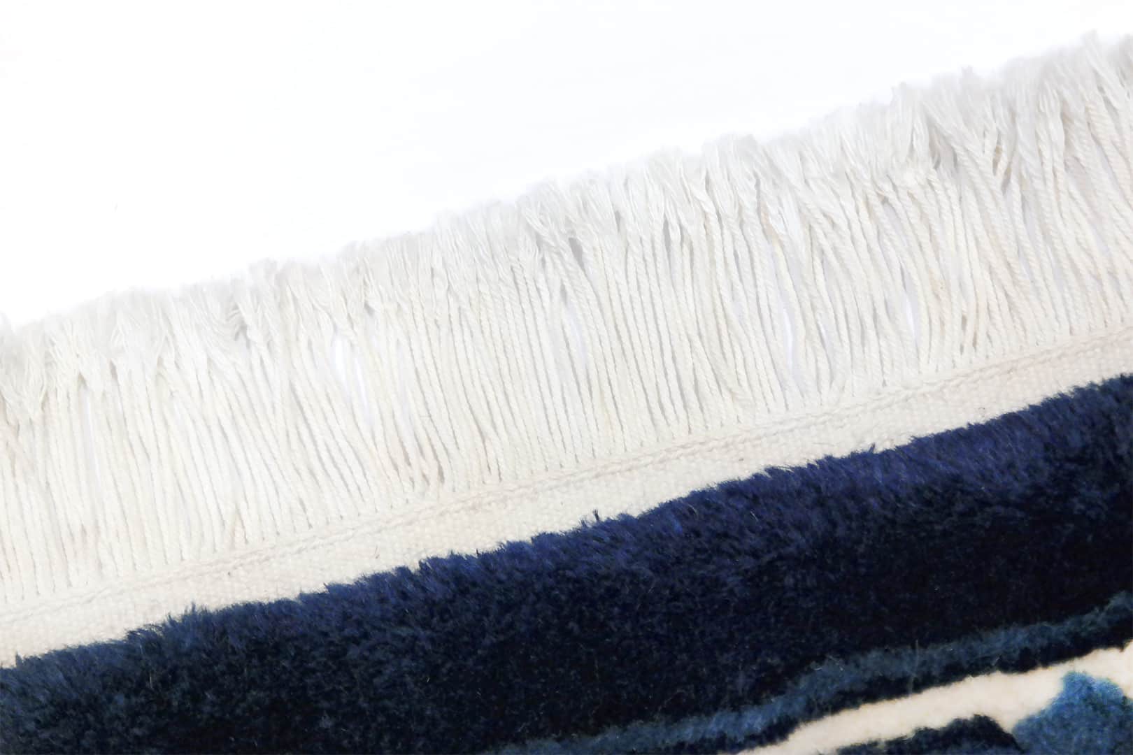 Old Chinese carpet 140 x 71 cm - KR2777-hand-knotted-wool-carpet-from-china-d Old Chinese carpet 140 x 71 cm - KR2777-hand-knotted-wool-carpet-from-china-d