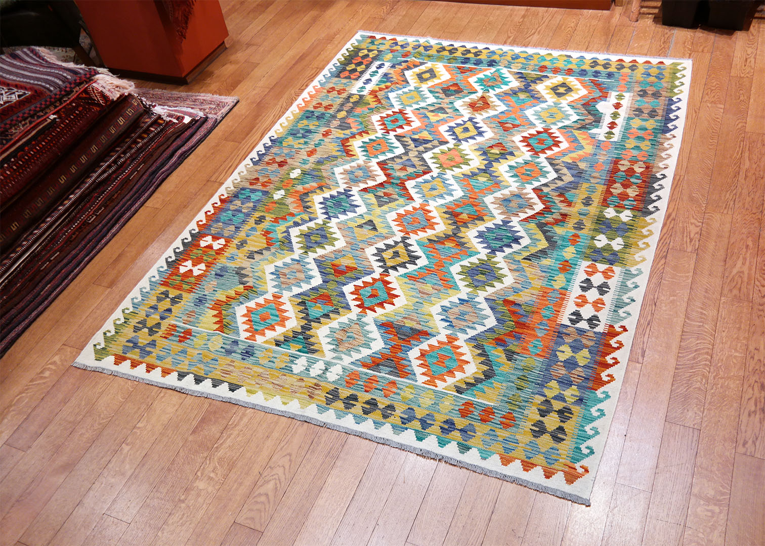 Kilim szövött szőnyeg 240 x 187 cm - SPM30-1869-maimana-kilim-kezi-szovesu-gyapju-szonyeg-pakisztanbol-c Kilim szövött szőnyeg 240 x 187 cm - SPM30-1869-maimana-kilim-kezi-szovesu-gyapju-szonyeg-pakisztanbol-c