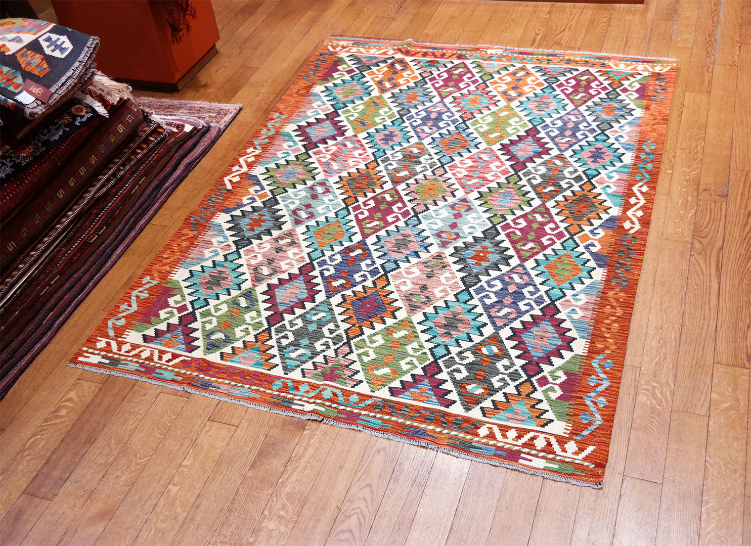 Kilim woven carpet 229 x 172 cm - SPM30-1872-maimana-kilim-hand-woven-wool-carpet-from-pakistan-c Kilim woven carpet 229 x 172 cm - SPM30-1872-maimana-kilim-hand-woven-wool-carpet-from-pakistan-c