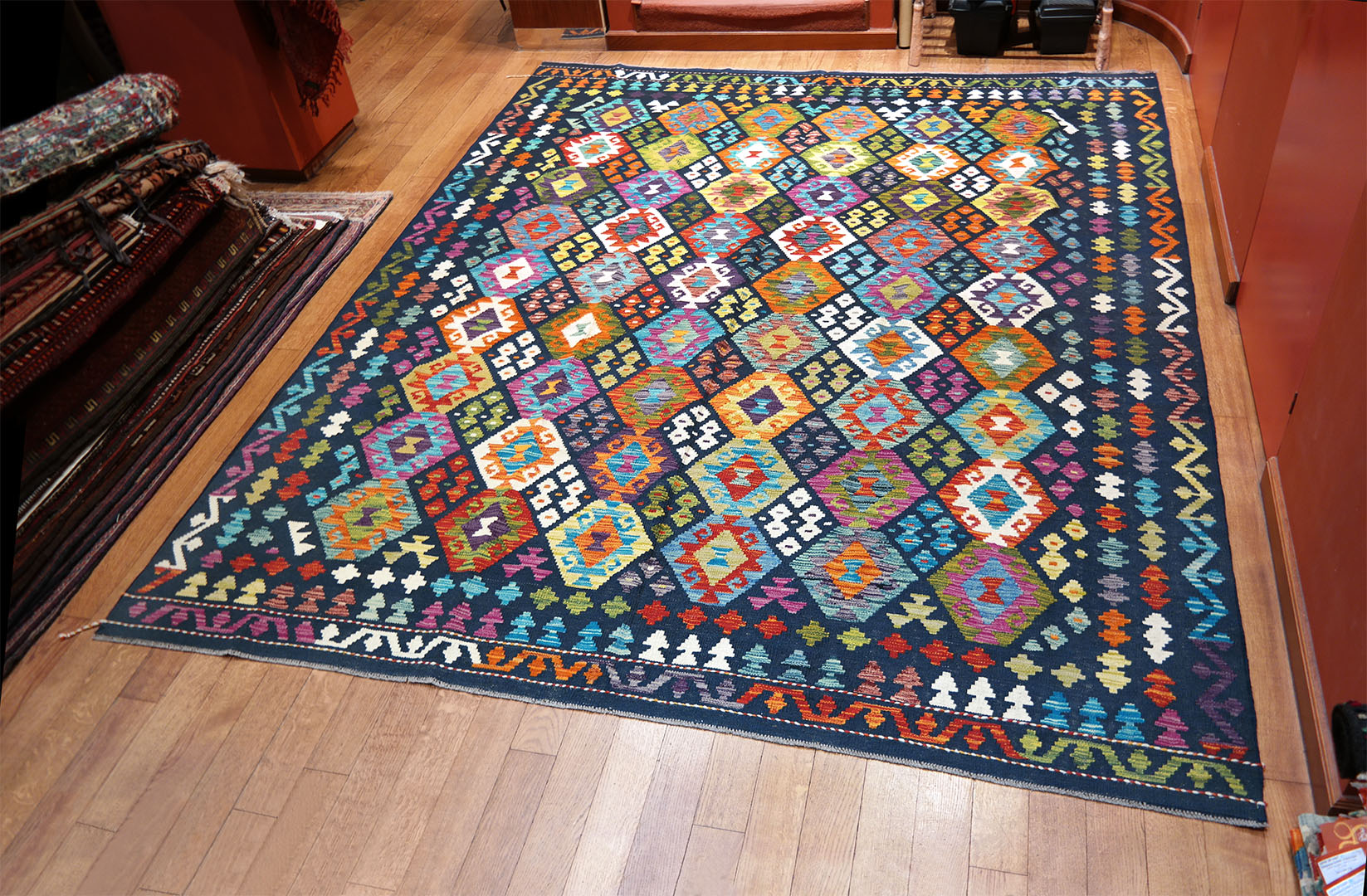 Kilim woven carpet 294 x 251 cm - SPM30-2007-maimana-kilim-hand-woven-wool-carpet-from-pakistan-c Kilim woven carpet 294 x 251 cm - SPM30-2007-maimana-kilim-hand-woven-wool-carpet-from-pakistan-c