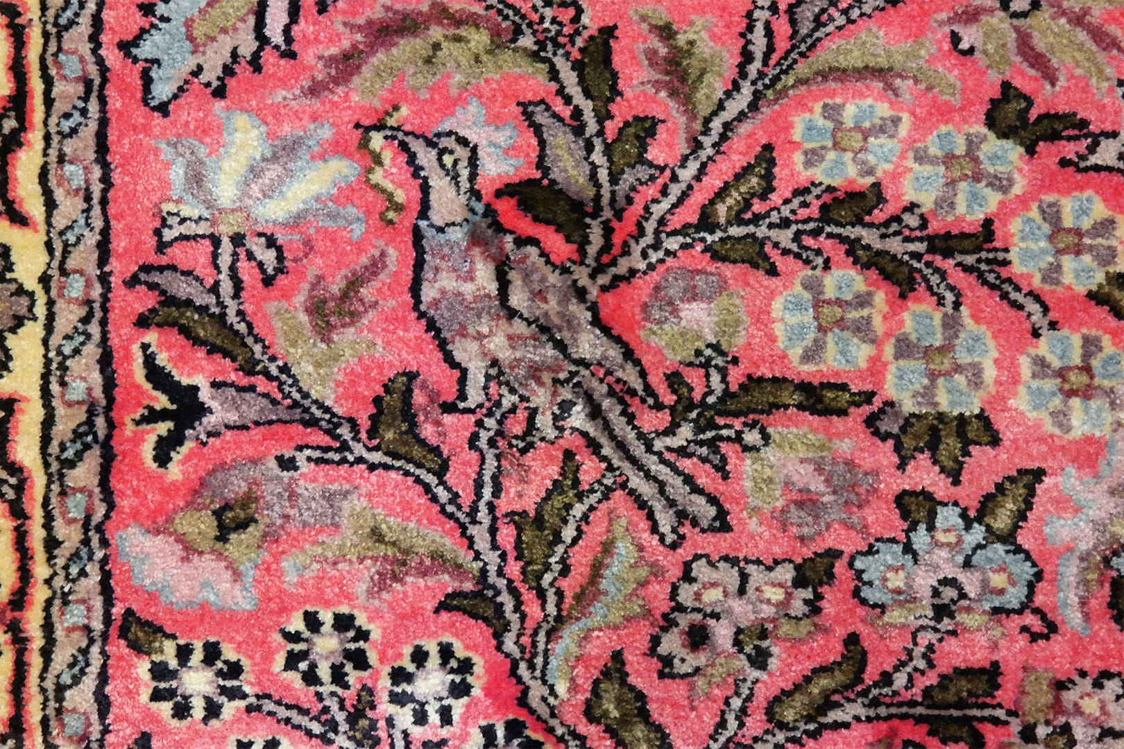 Kasmíri selyem futószőnyeg 131 x 47 cm - KR1957-kezi-csomozasu-kasmiri-selyem-szonyeg-indiabol-f Kasmíri selyem futószőnyeg 131 x 47 cm - KR1957-kezi-csomozasu-kasmiri-selyem-szonyeg-indiabol-f