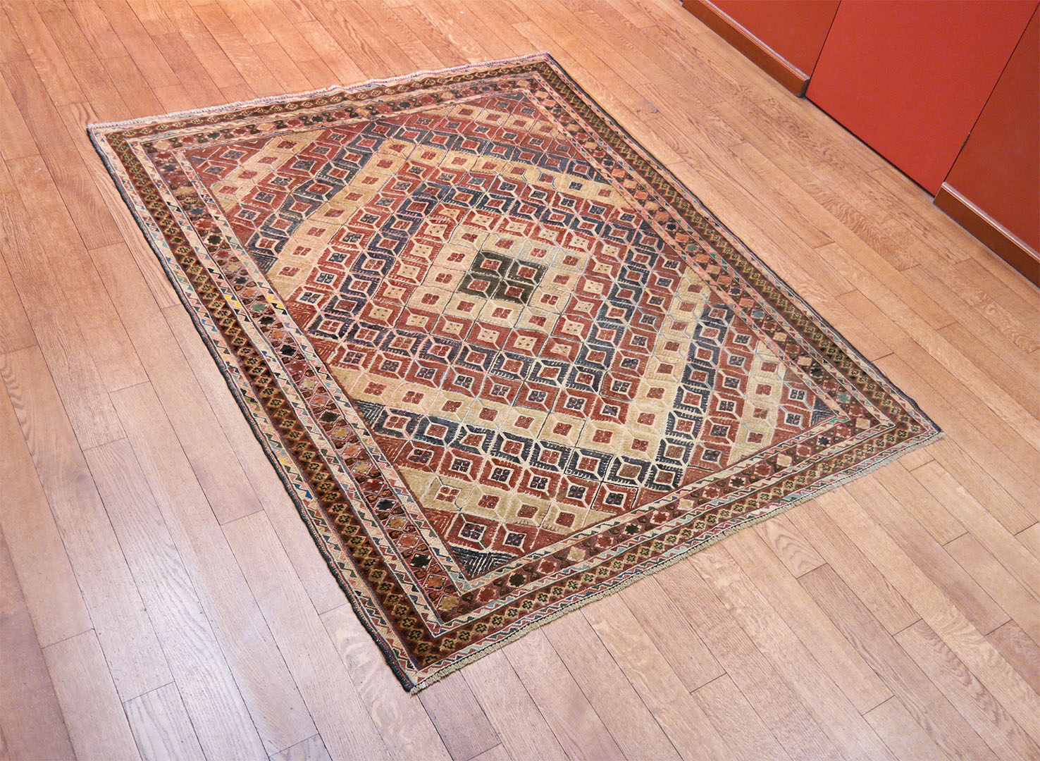 Musvani szőnyeg 203 x 164 cm - SMW-1514-mushvani-kezi-csomozasu-es-szovesu-gyapju-szonyeg-pakisztanbol-g Musvani szőnyeg 203 x 164 cm - SMW-1514-mushvani-kezi-csomozasu-es-szovesu-gyapju-szonyeg-pakisztanbol-g