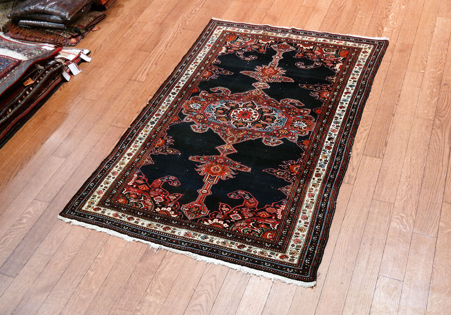 Malayer perzsa szőnyeg 182 x 123 cm - EB-004-malayer-kezi-csomozasu-perzsa-szonyeg-c