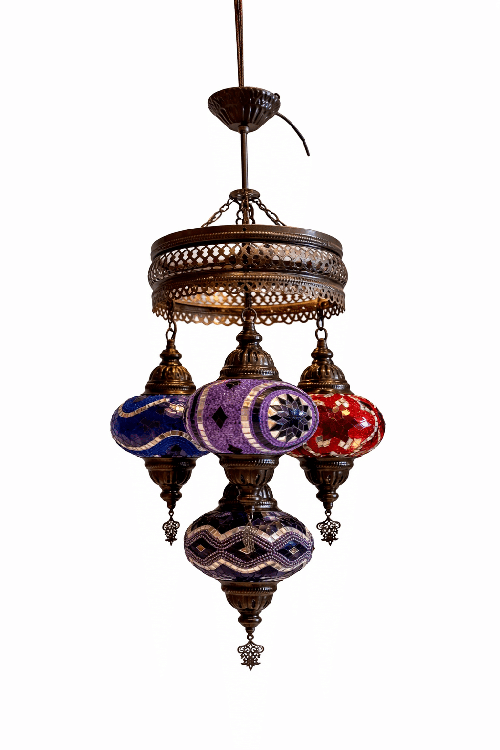 Mennyezeti csillár 4 függesztett lámpatesttel