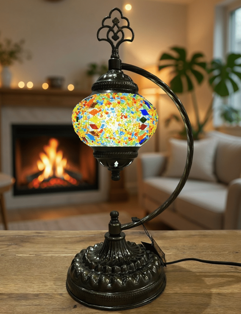 Színes karos lámpa