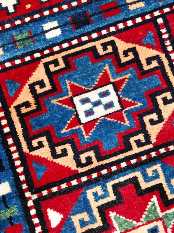 Régi Kazak szőnyeg 214 x 140 cm - AAB084-vintage-Kazak-kezi-csomozasu-gyapju-szonyeg-a-kaukazusbol-d